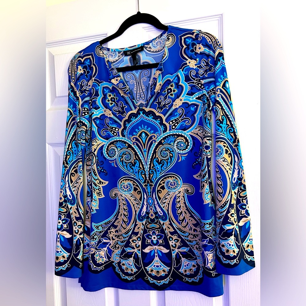 INC International Concepts - Medium - Blue Floral Design Long Sleeve Blouse Top